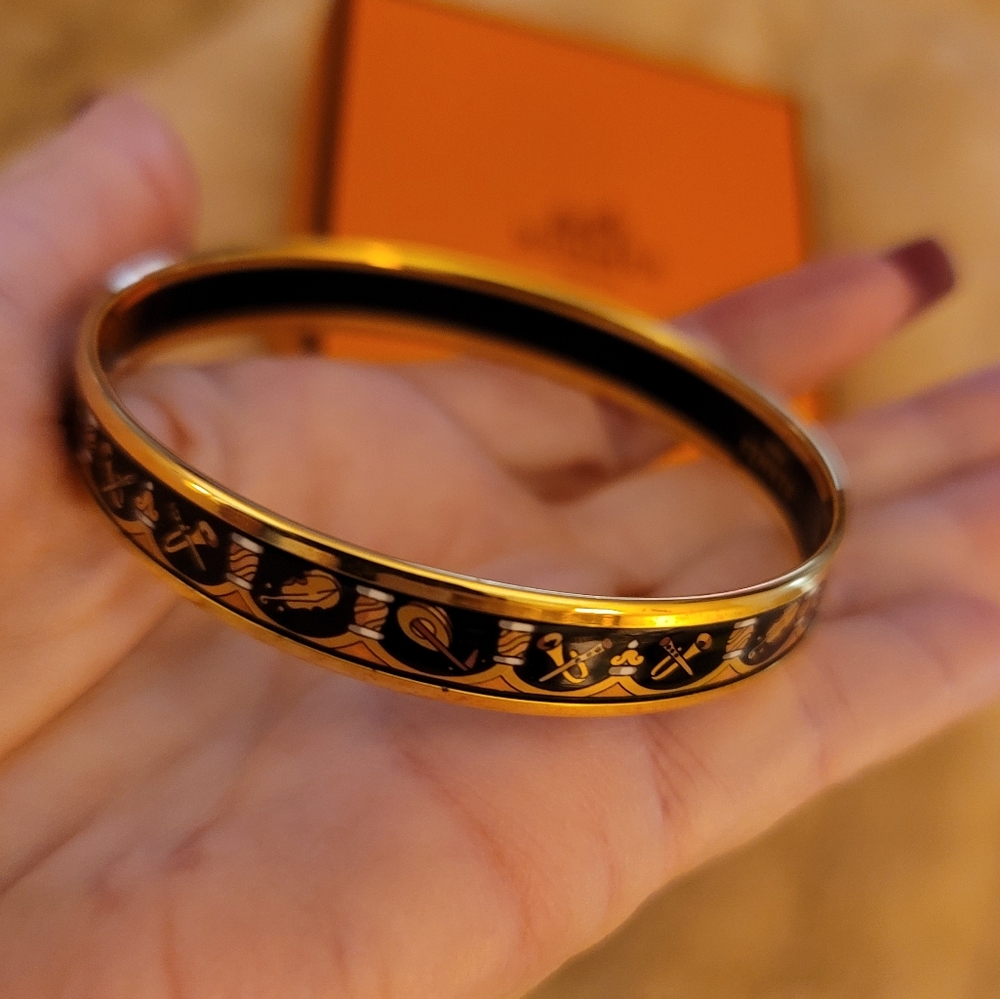 HERMES Cloisonne Bangle Bracelet Black/Gold/Never Worn/ Brand New ❤️ - Picture 3 of 10